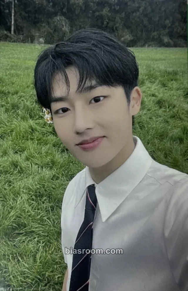 Shin Jae Won The Wind Beginning : The Wind Page K-pop photocard