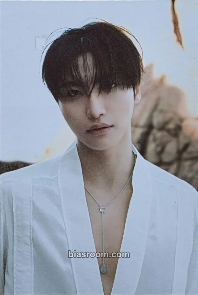 Photocard K-pop Seonghwa ATEEZ Blue Drift MD - 8th Anniversary