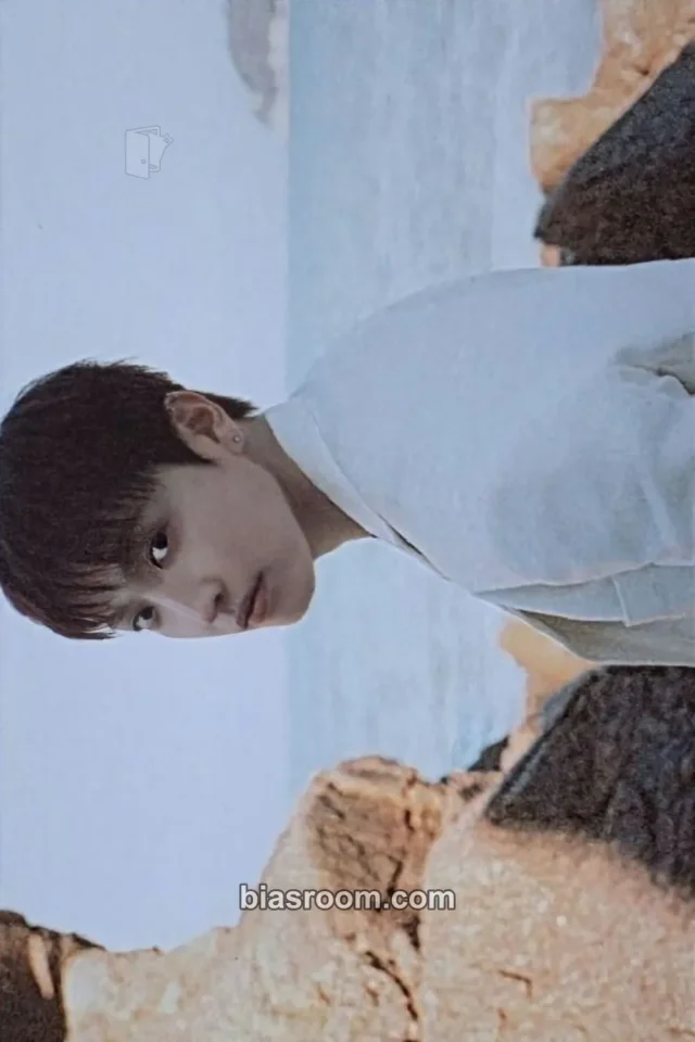 Photocard K-pop Hongjoong ATEEZ Blue Drift MD - 8th Anniversary