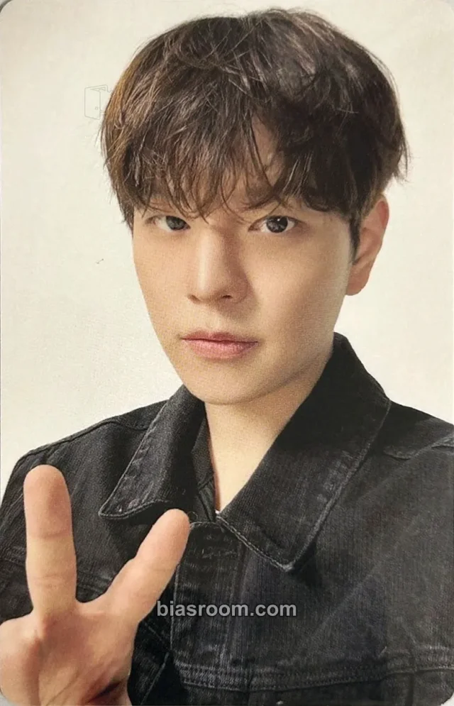 Seungmin Stray Kids JYP Flagship Tokyo K-pop photocard