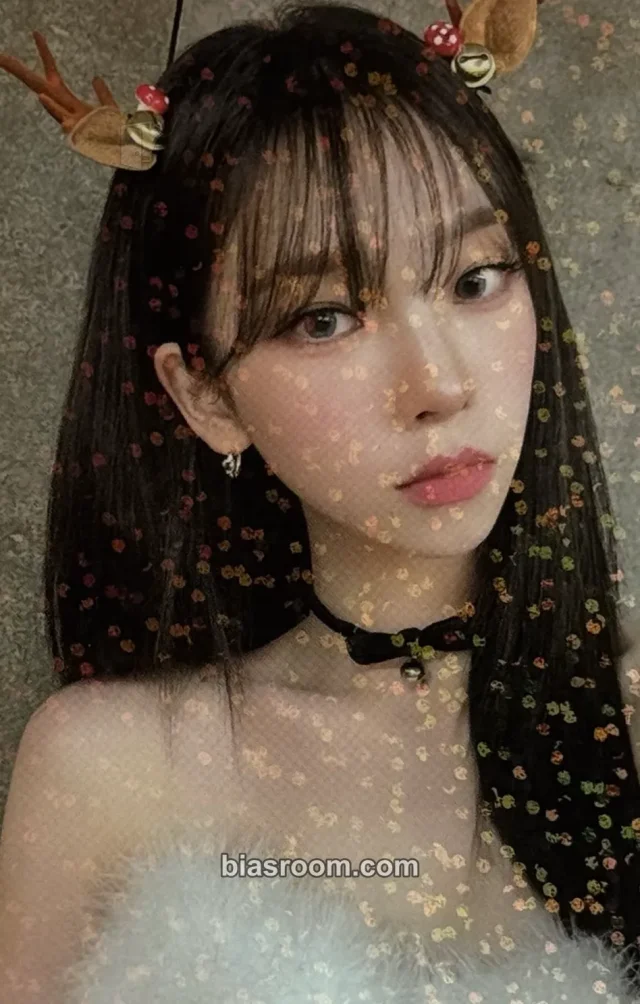Karina aespa Pink Christmas (All) K-pop photocard