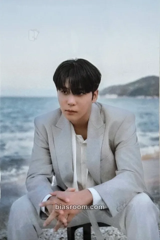 Jongho ATEEZ Blue Drift MD - 8th Anniversary K-pop Photocard