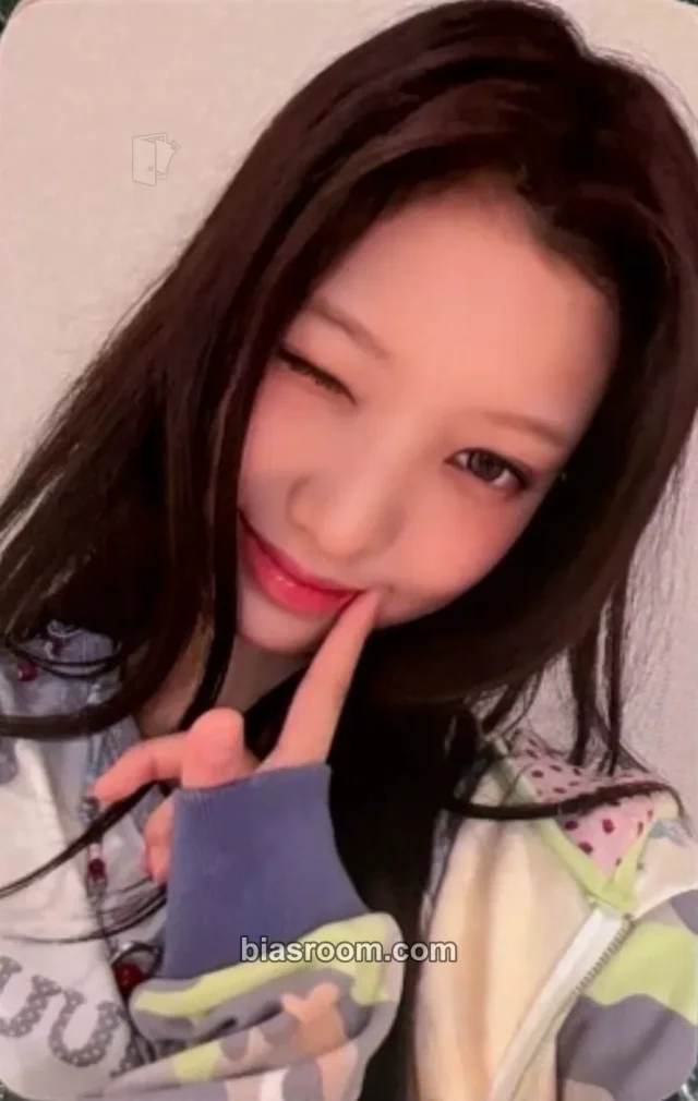 Seoyeon TUIDE TUNE & PLAY K-pop photocard