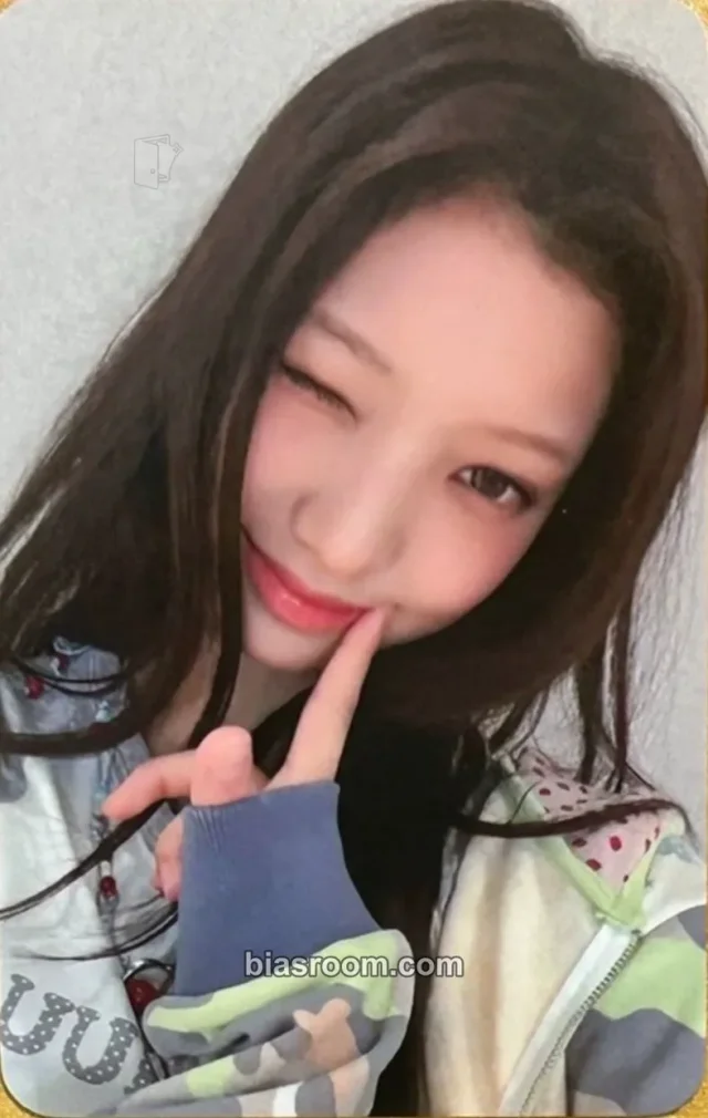 Seoyeon TUIDE TUNE & PLAY K-pop photocard