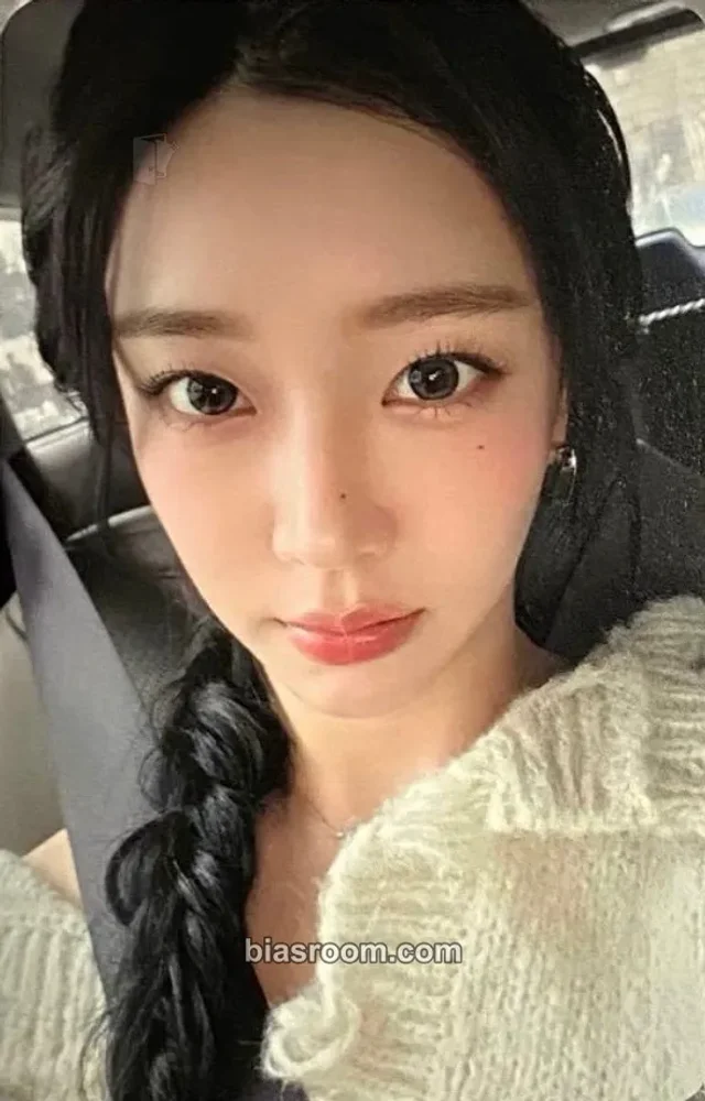 Sumin STAYC STAY ALIVE K-pop photocard