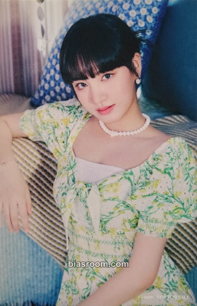 Liz IVE ELEVEN (Japanese ver.) K-pop photocard