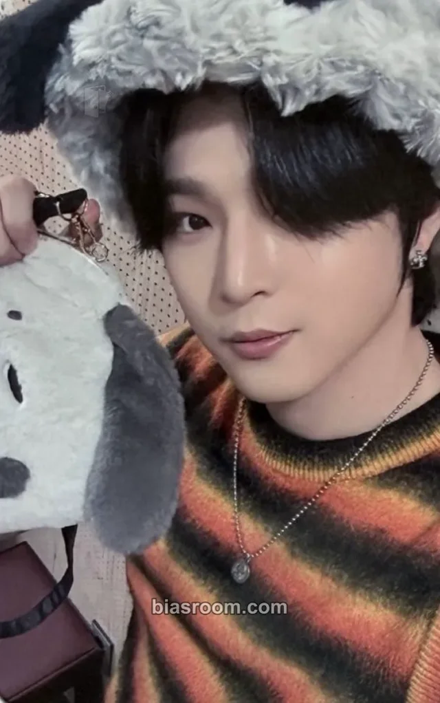 Leedo ONEUS Under K-pop photocard