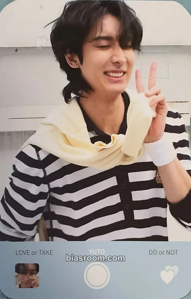 Yuto PENTAGON LOVE or TAKE K-pop photocard