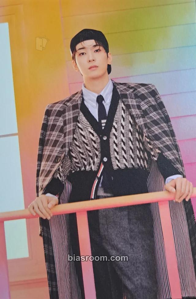 Wonwoo SEVENTEEN 17 IS RIGHT HERE K-pop photocard