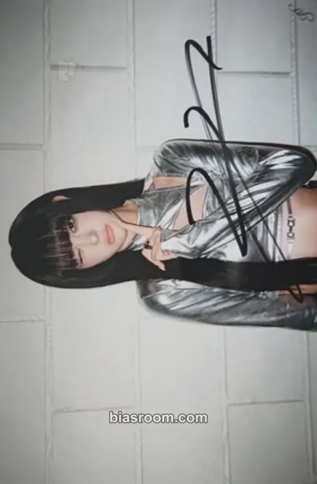 Lynn tripleS 4th World Tour <ANDLESS> K-pop photocard