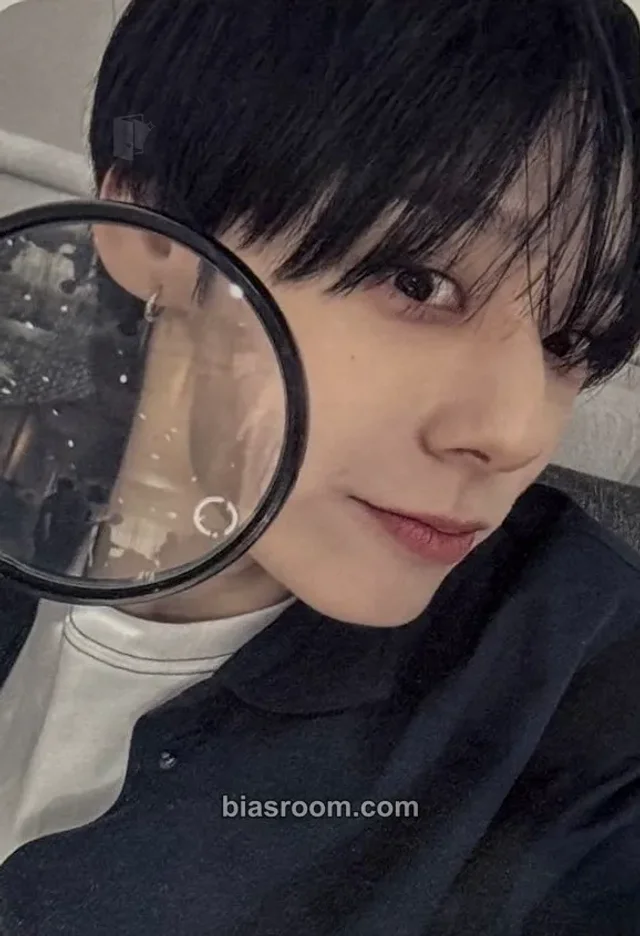 Hwanwoong ONEUS Now (Original by Fin.K.L) - digital single K-pop photocard