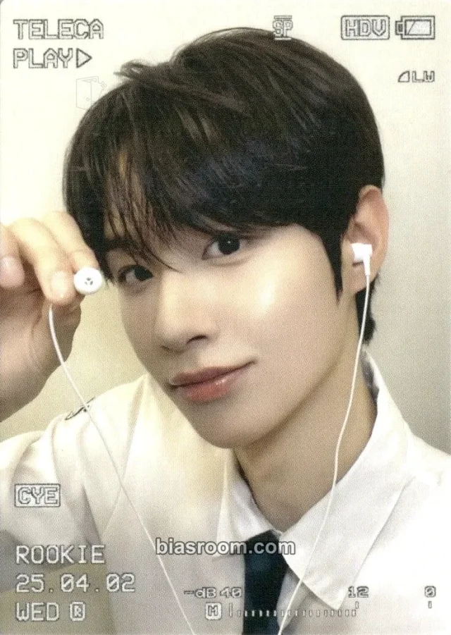 Kim Sungmin CLOSE YOUR EYES TELECA 2025 K-POP ROOKIE COLLECTION CARDS K-pop photocard