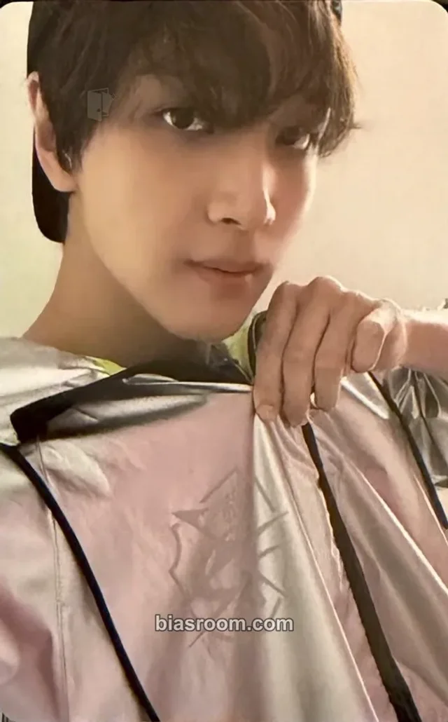 Photocard K-pop di Haechan NCT 127 BLINGY