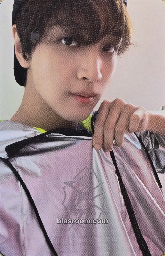 Haechan NCT 127 BLINGY K-pop photocard