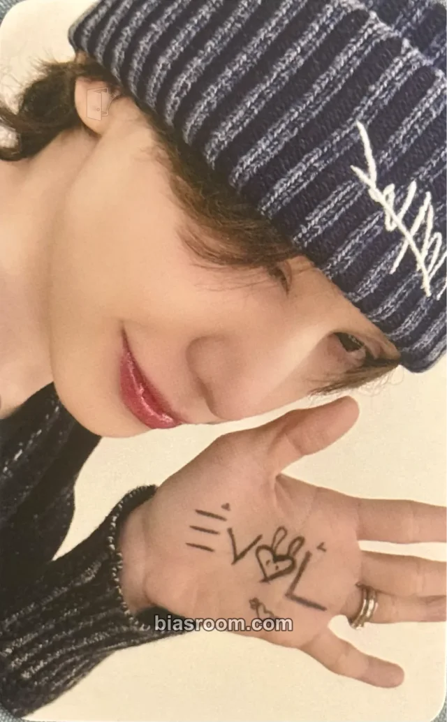 Wumuti XLOV I'mma Be K-pop photocard