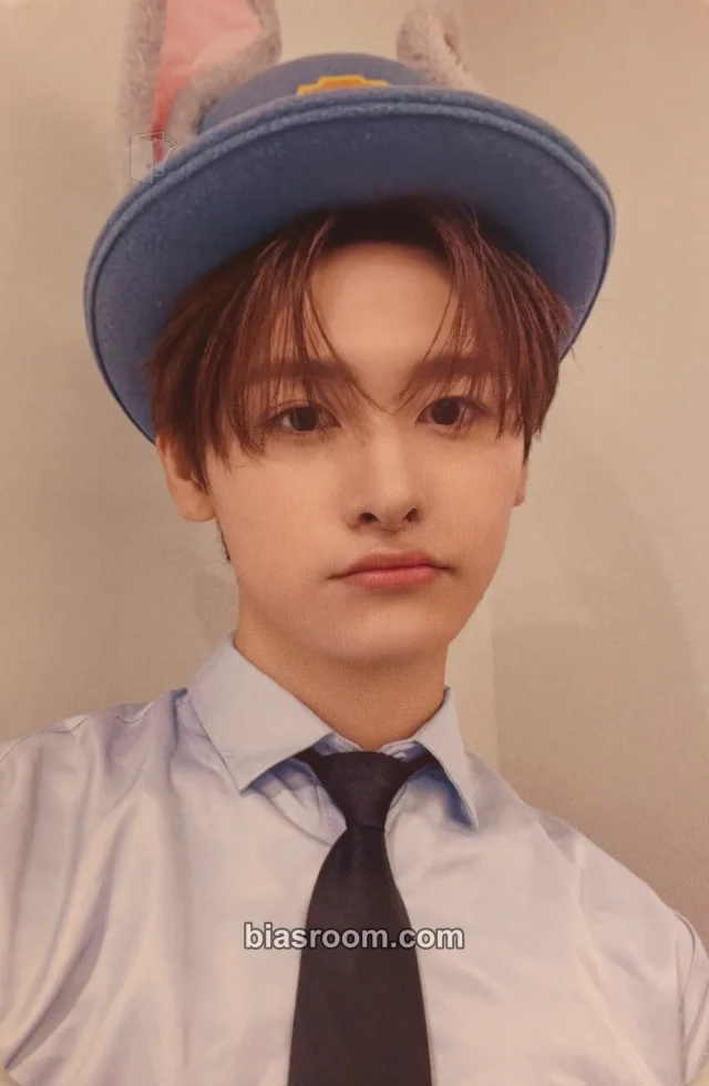 Eunil TRENDZ On My Knees K-pop photocard