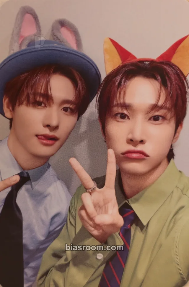 TRENDZ On My Knees K-pop photocard