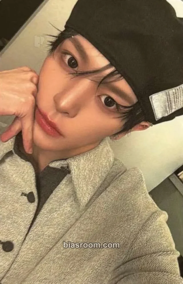 Laurence n.SSign THE STAR magazine K-pop photocard