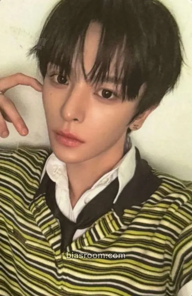 Laurence n.SSign THE STAR magazine K-pop photocard