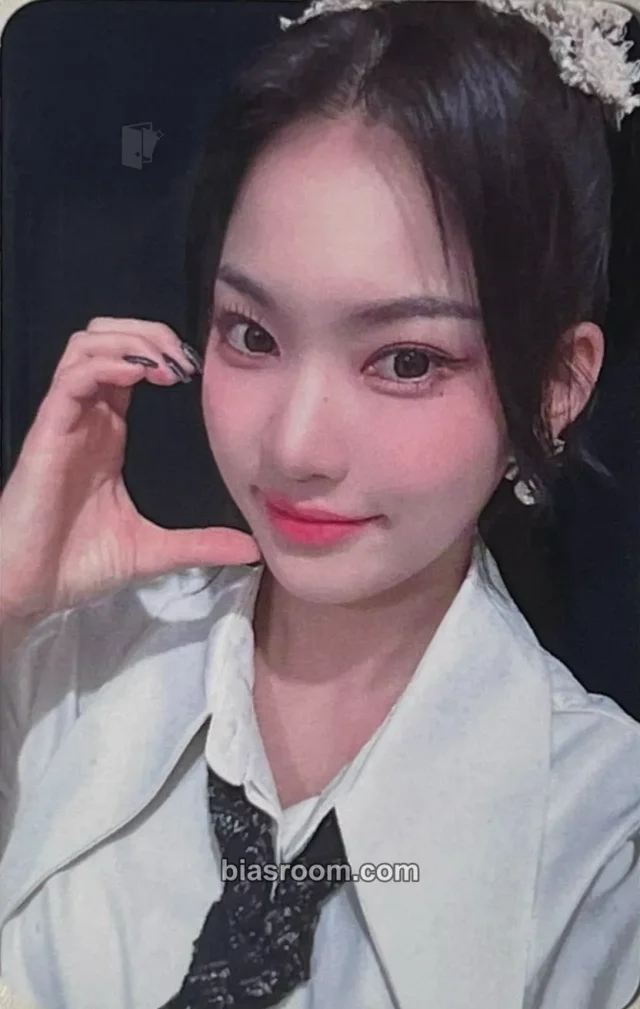 Isa STAYC TEENFRESH K-pop photocard