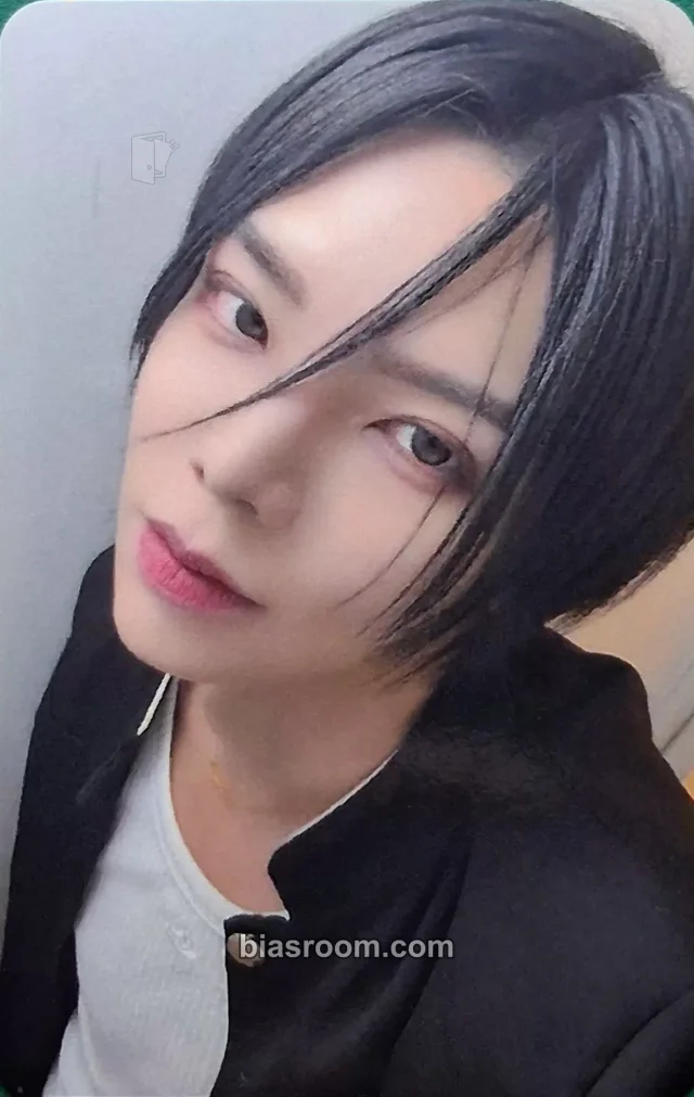 Ijun WAKER In Elixir: Spellbound K-pop photocard
