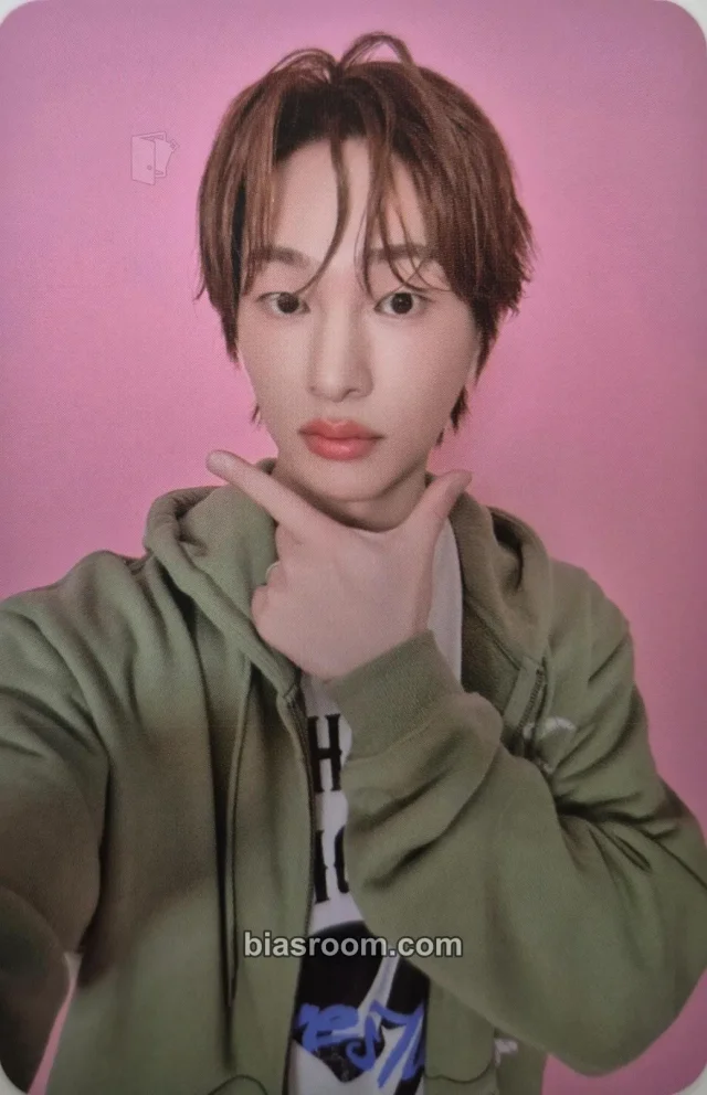 Onew SHINee Onew Global Fanclub JJINGGU 3rd Membership K-pop photocard