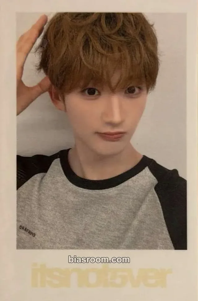 Kim HeeJu idntt itsnotover K-pop photocard