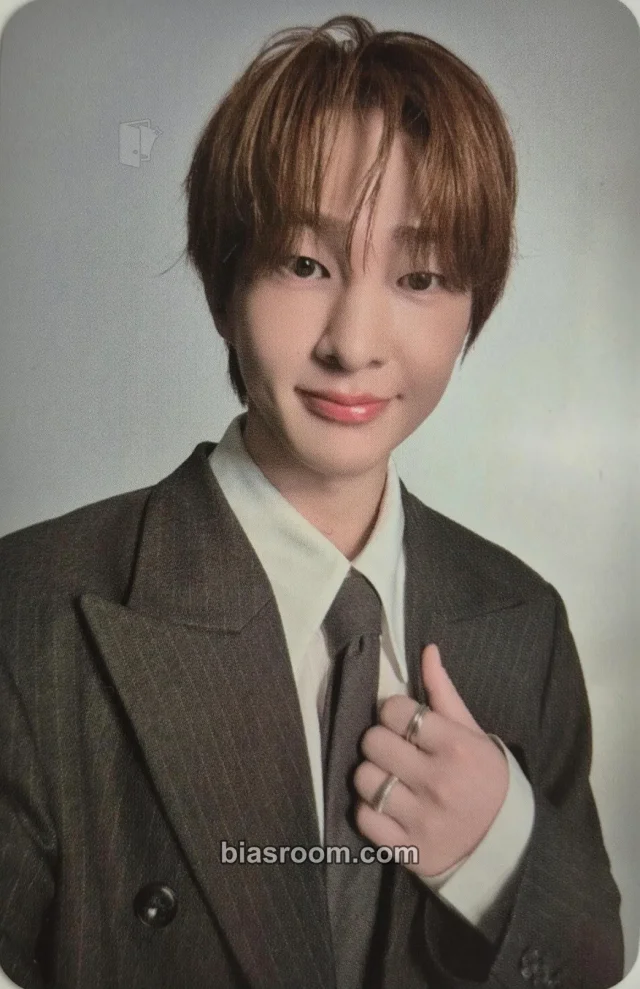 Onew SHINee Onew Global Fanclub JJINGGU 3rd Membership K-pop photocard