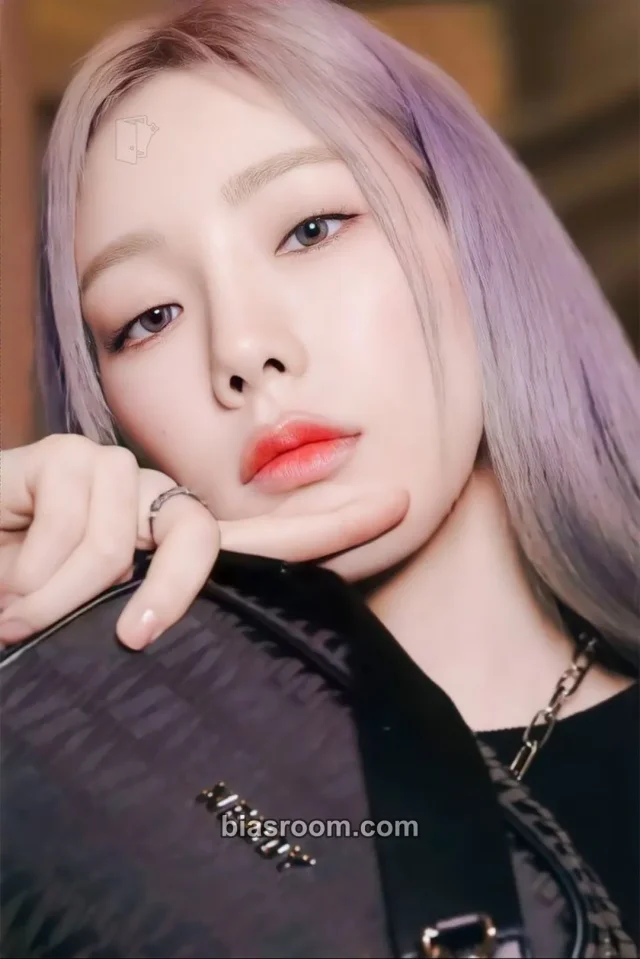 Taeyeon Taeyeon Nerdy K-pop photocard