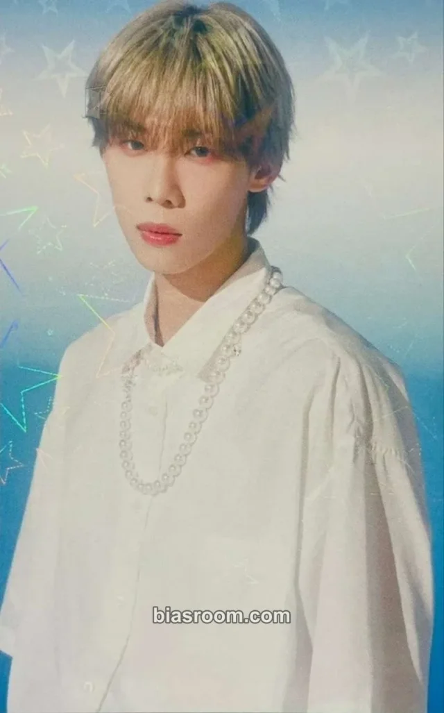 Robin n.SSign Everblue K-pop photocard