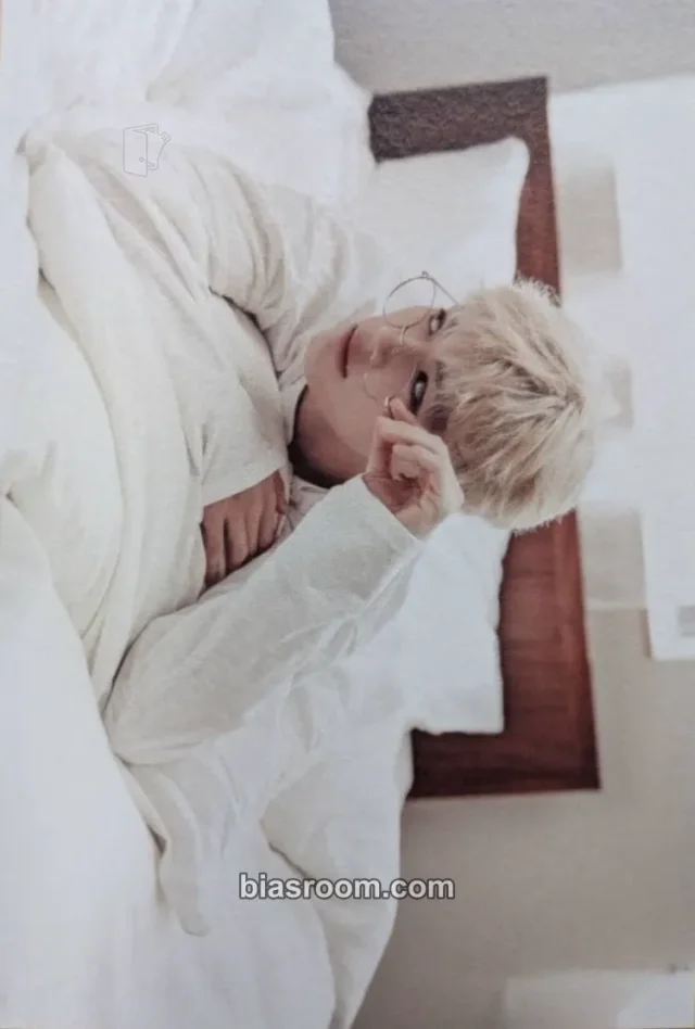 Photocard K-pop di Maki &TEAM 2026 Seasons Greetings