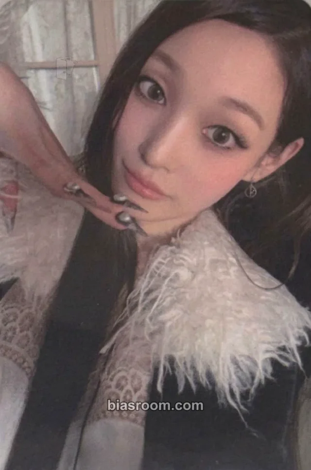 Annie ALLDAY PROJECT CRASH K-pop photocard