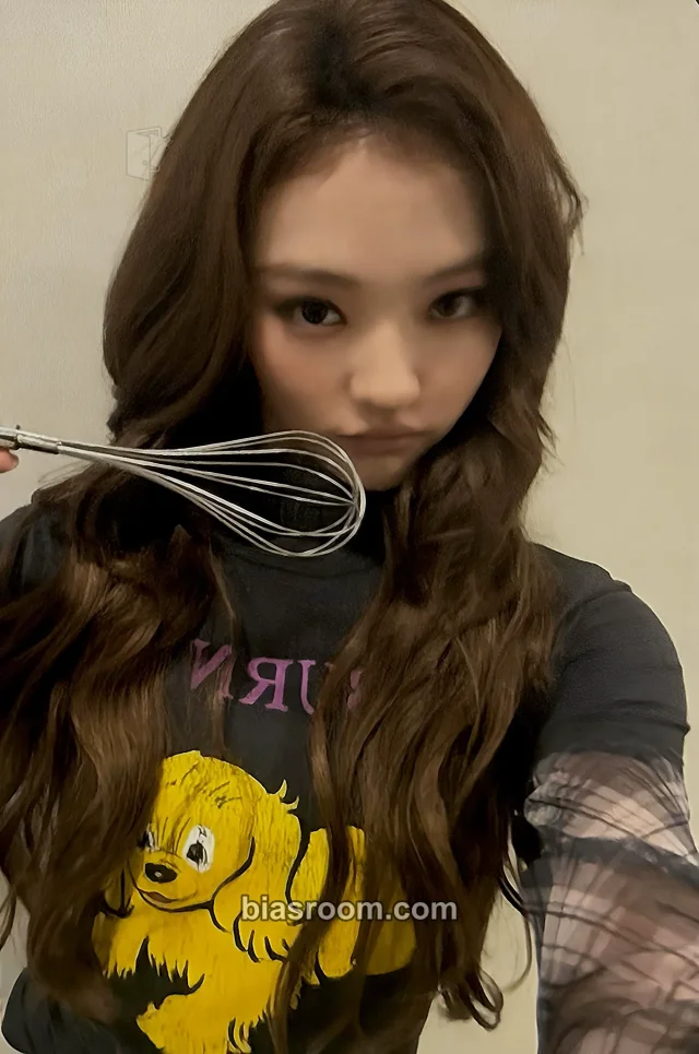 Ella MEOVV GO HARD K-pop photocard