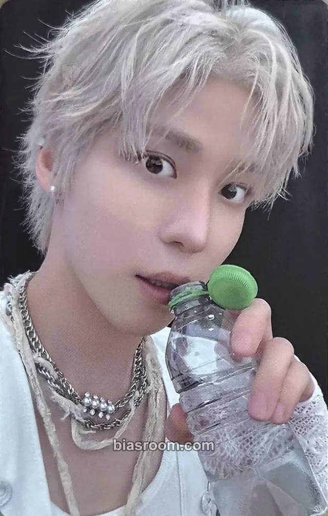 Yunho ATEEZ In Your Fantasy in Incheon DVD/Playcode K-pop photocard