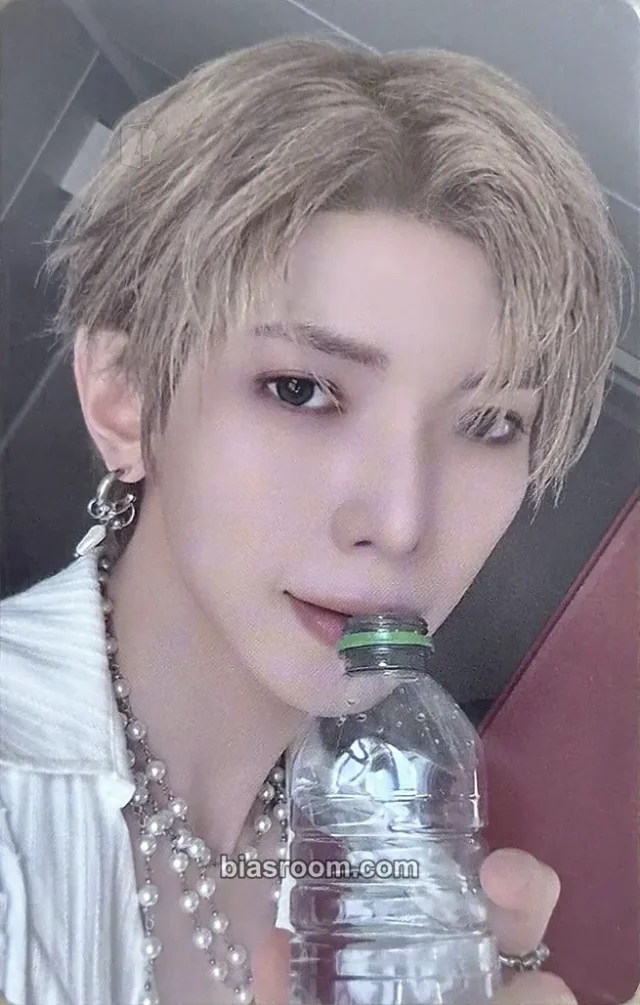 Yeosang ATEEZ In Your Fantasy in Incheon DVD/Playcode K-pop photocard
