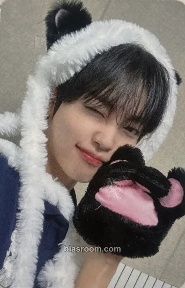 Hyeongjun CRAVITY ReDeFINE K-pop photocard