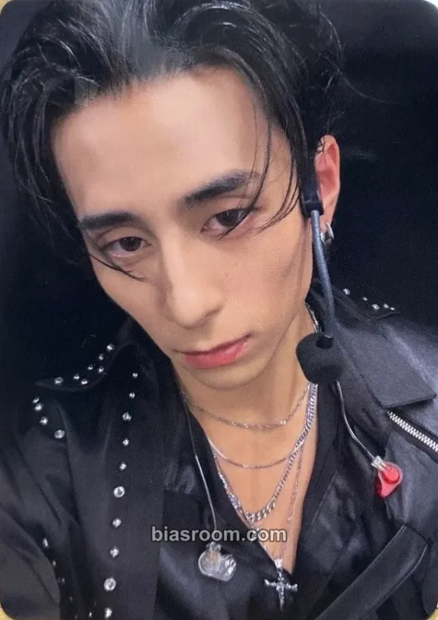 Hiroto INI XQUARE MASTERPIECE – LIVE FILM K-pop photocard