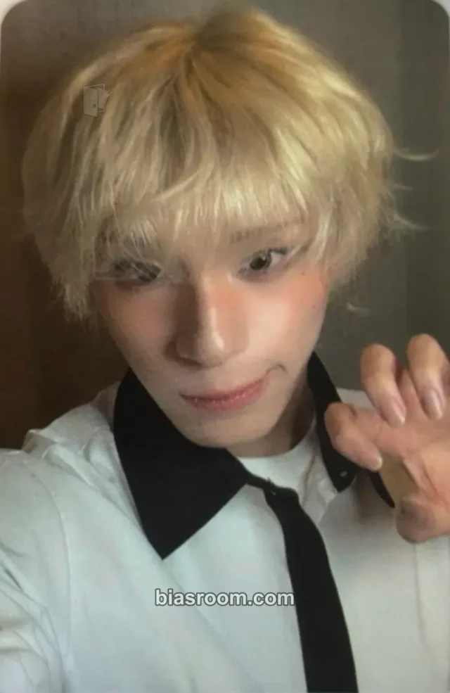 Haru XLOV I, GodのK-popフォトカード