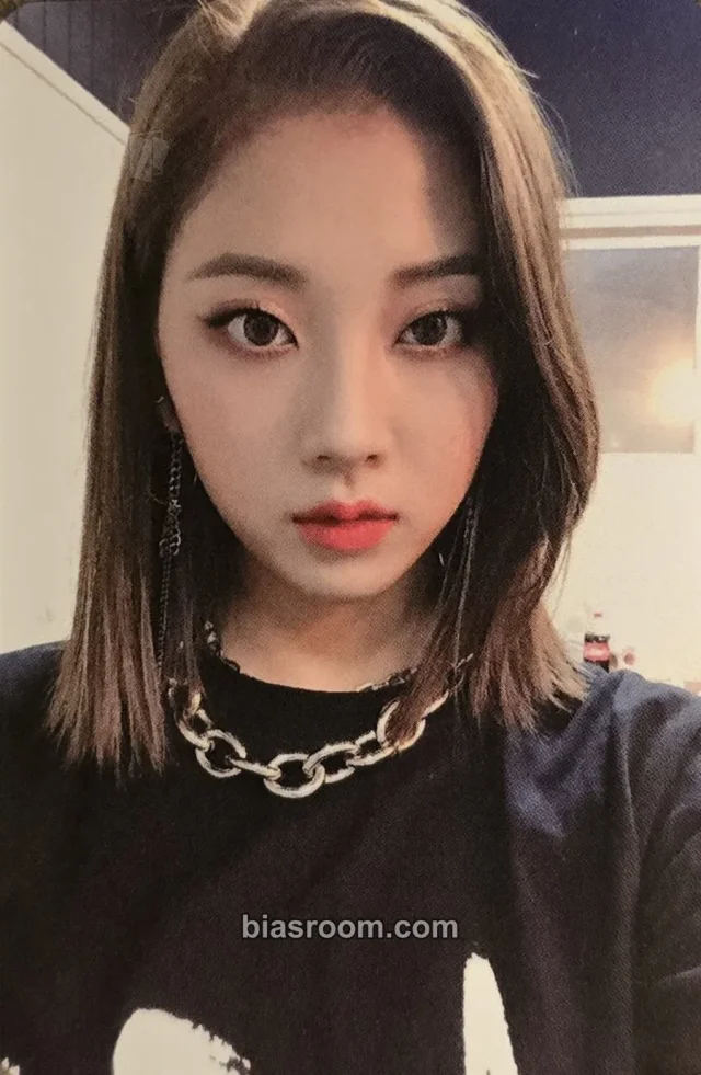 Seungyeon CLC Devil K-pop photocard