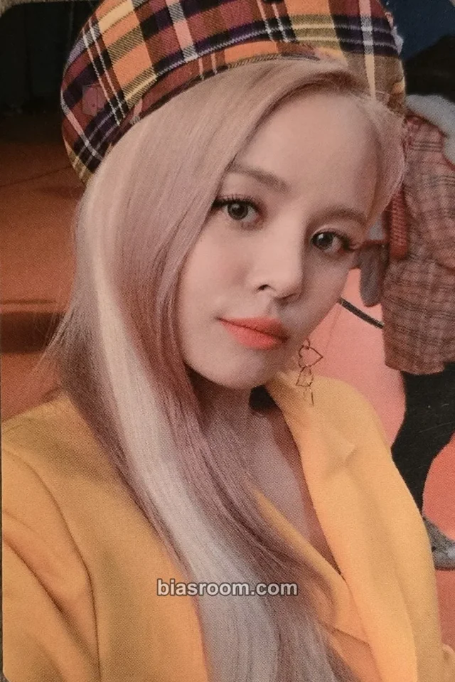 Sorn CLC Devil K-pop photocard