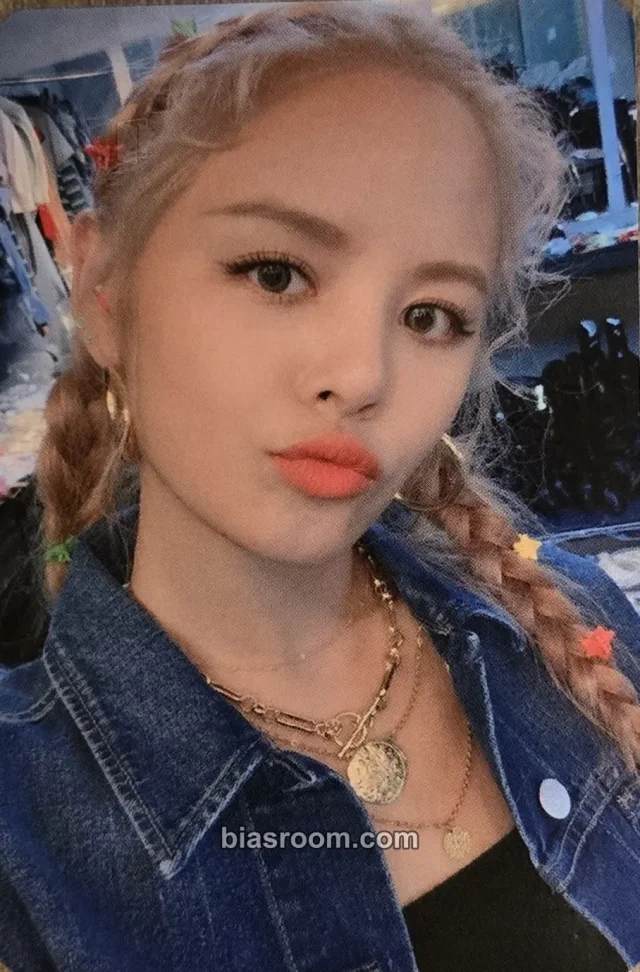 Sorn CLC Devil K-pop photocard