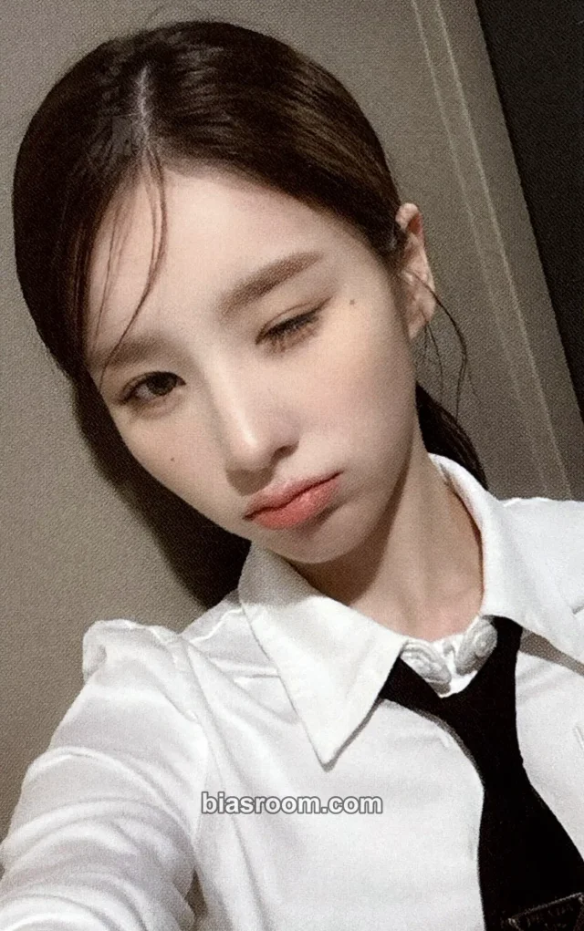 HeeJin ARTMS K K-pop photocard