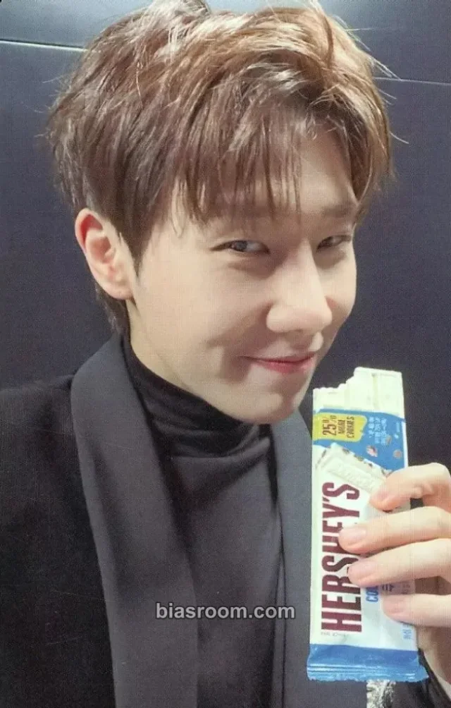 Sungkyu INFINITE 2024 - 2025 INFINITE 15TH ANNIVERSARY CONCERT [LIMITED EDITION]  K-pop photocard