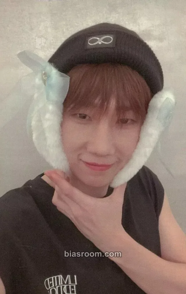 Sungkyu INFINITE 2024 - 2025 INFINITE 15TH ANNIVERSARY CONCERT [LIMITED EDITION]  K-pop photocard
