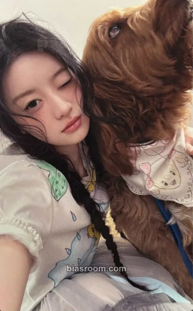 Minju ILLIT MAMIHLAPINATAPAI K-pop photocard