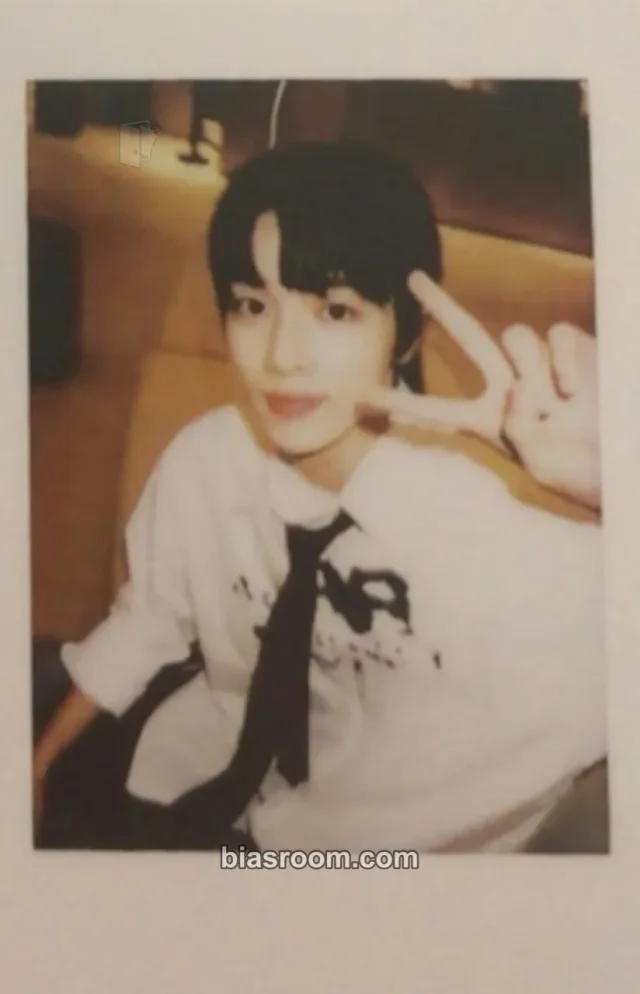 Sungchan RIIZE  Get A Guitar K-pop photocard
