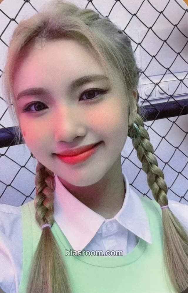 Soeun TRI.BE Leviosa K-pop photocard