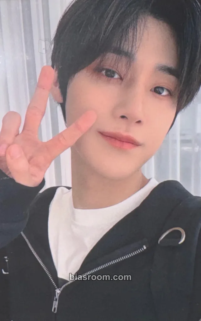 Yongha WEi Love Pt.2 : Passion K-pop photocard