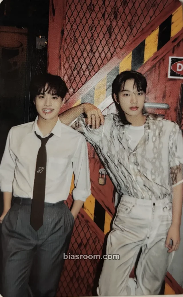 MCND THE EARTH: SECRET MISSION Chapter.2 K-pop photocard