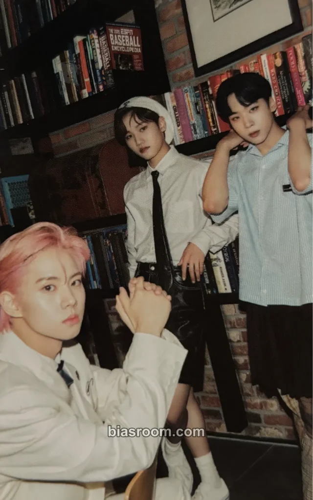 MCND THE EARTH: SECRET MISSION Chapter.2 K-pop photocard